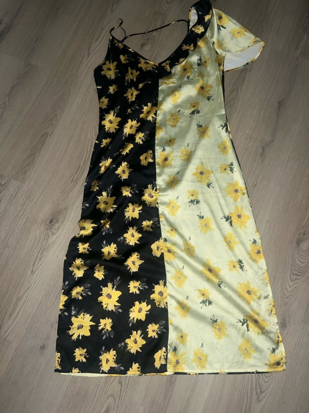 Dusty Daze Floral Midi Dress Black Yellow Size Large